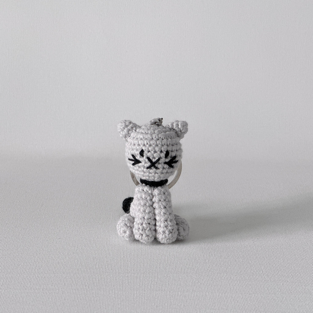 Keychain - Cat - Gray - Handmade